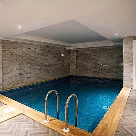 Hotel The Sansa &