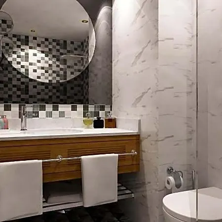 Hotel The Sansa &