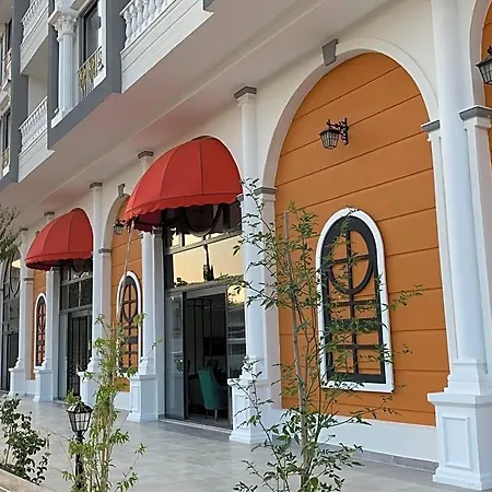 The Sansa & 3* Manavgat