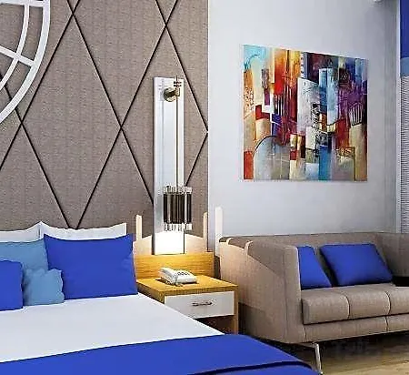 Hotel The Sansa &