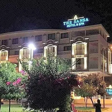 The Sansa & Hotel 3*