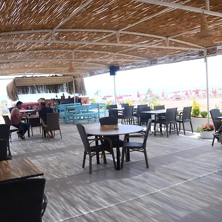 The Sansa & 酒店 3*