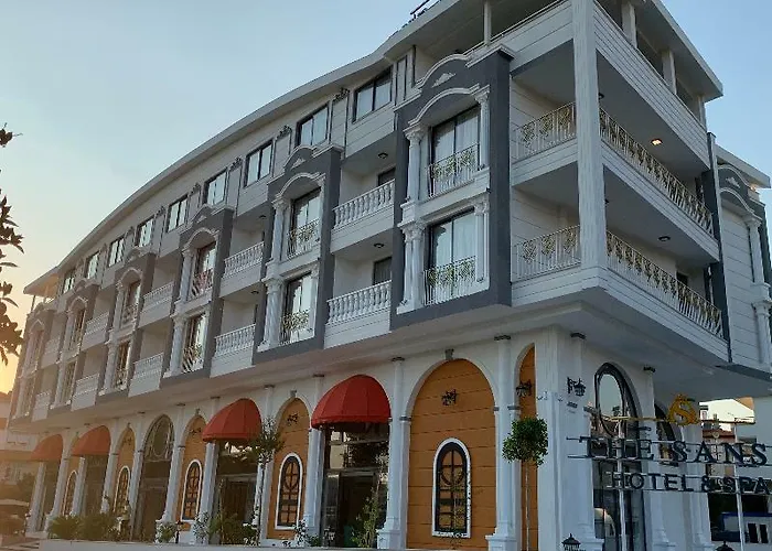 The Sansa & Szálloda Manavgat